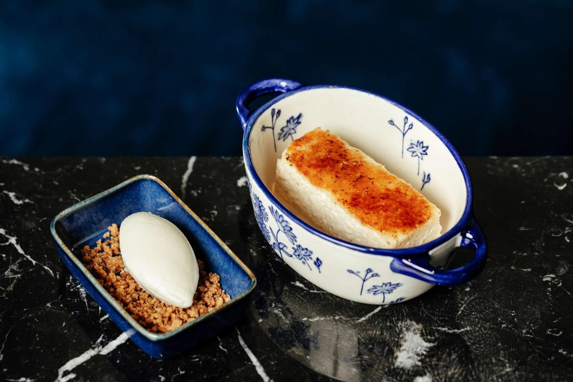 Radisson Collection Hotel, Magdalena Plaza Sevilla Exteriör bild A traditional Welsh breakfast