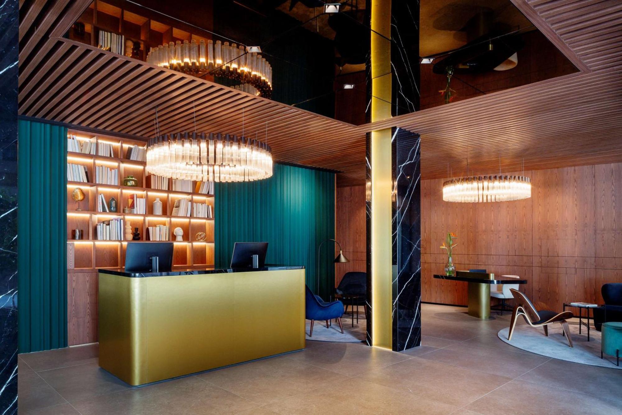 Radisson Collection Hotel, Magdalena Plaza Sevilla Exteriör bild The Library